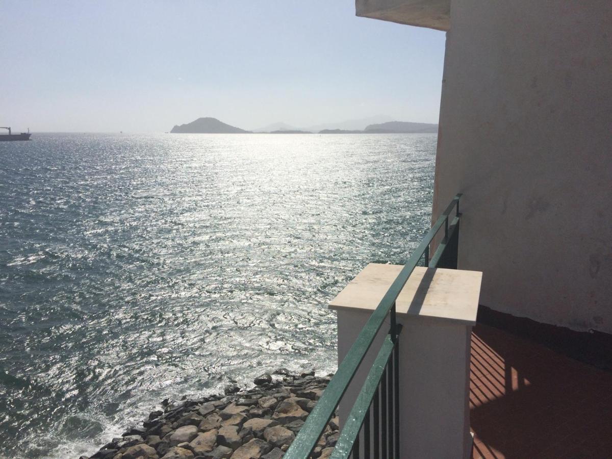 Bed and Breakfast The Reef House Pozzuoli Zewnętrze zdjęcie