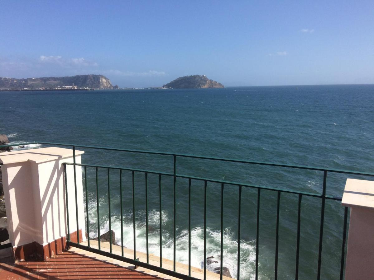 Bed and Breakfast The Reef House Pozzuoli Zewnętrze zdjęcie